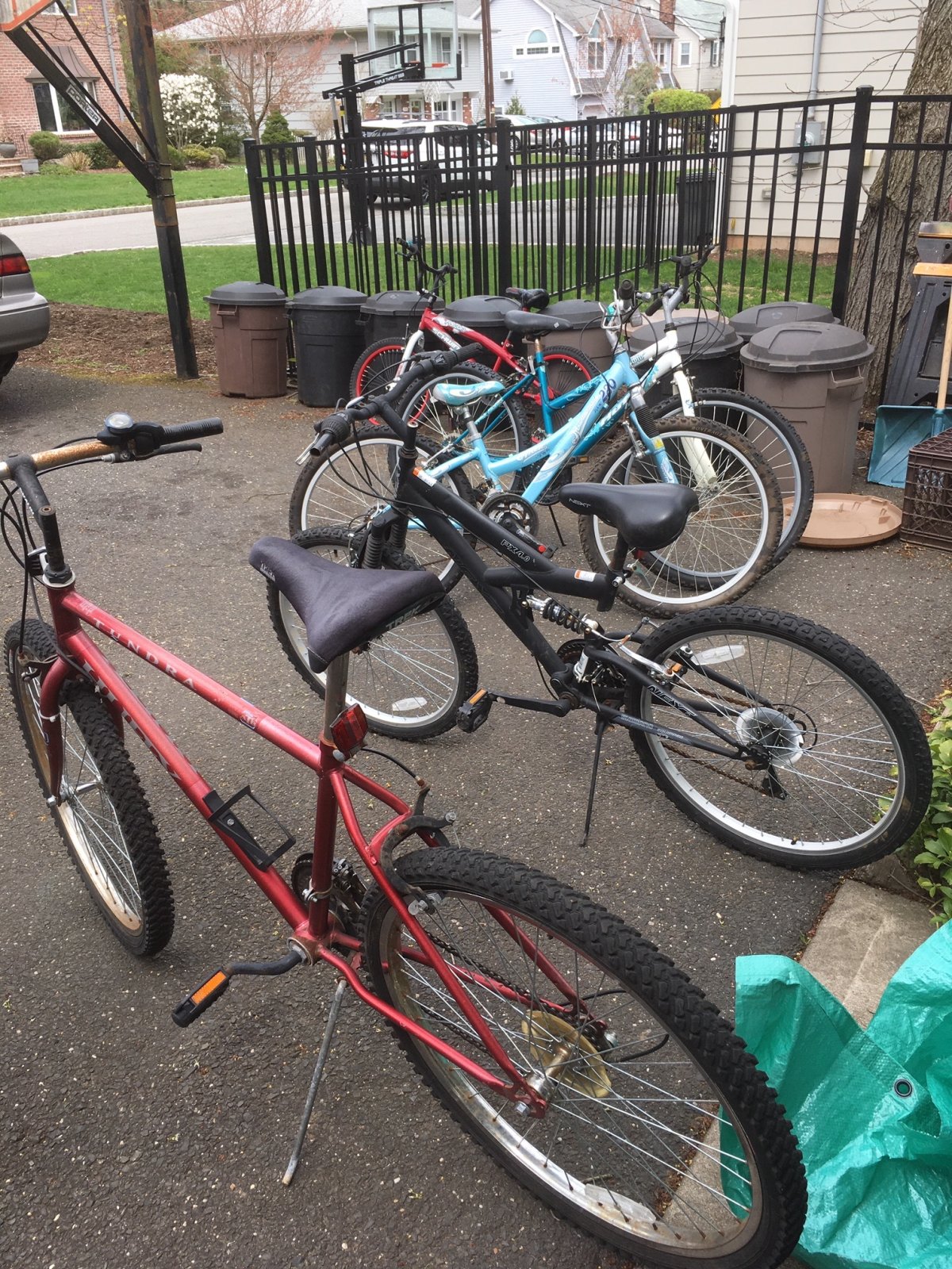 Huffy cheap tundra bike