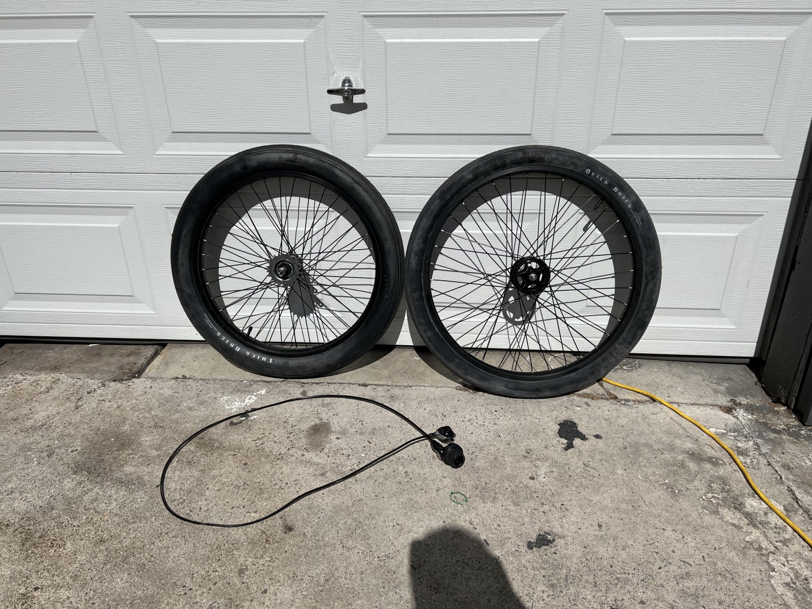 Felt thick best sale brick tires