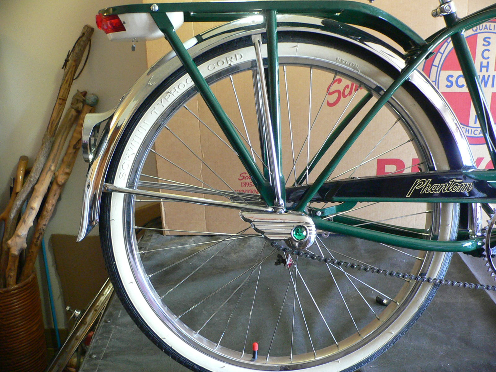 schwinn green phantom